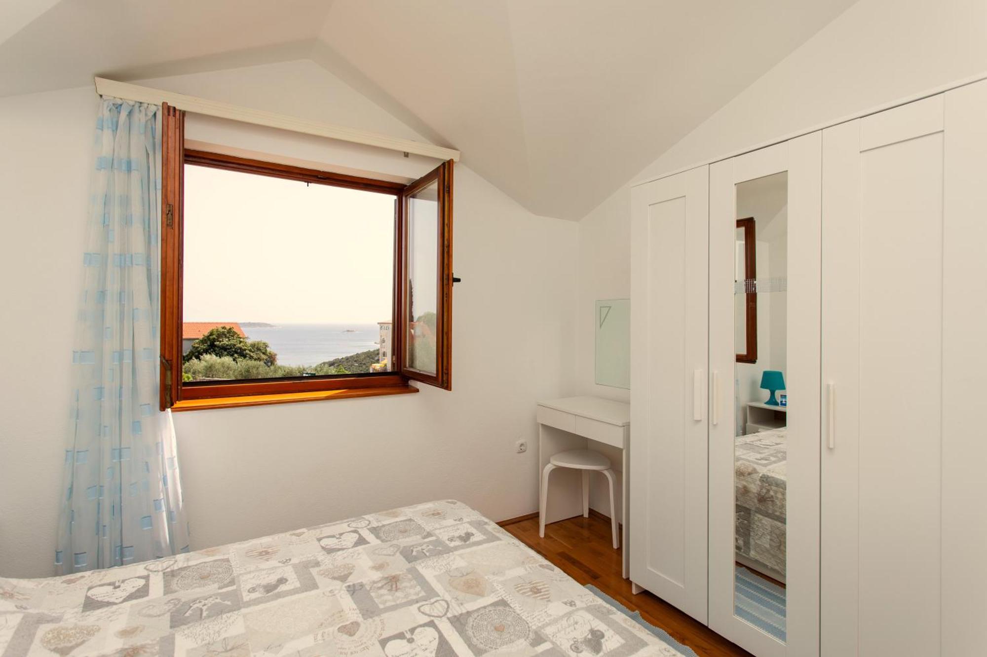 Holiday House Nena With Pool Винишче Экстерьер фото